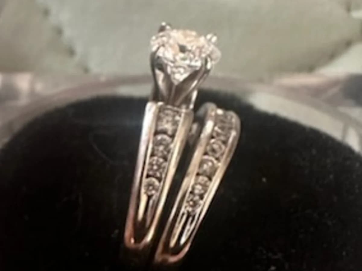 White gold Wedding ring set classified photo