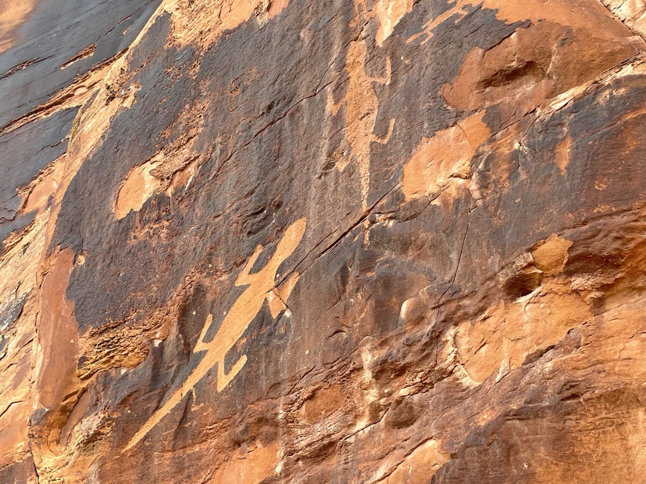 Dinosaur National Monument Shares Rock Art Sites on Cub Creek Road