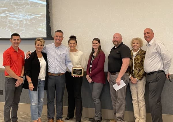 Quarterly Outstanding Public Service Award Announced