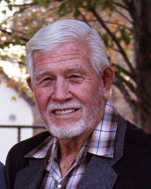Karlton Lund
